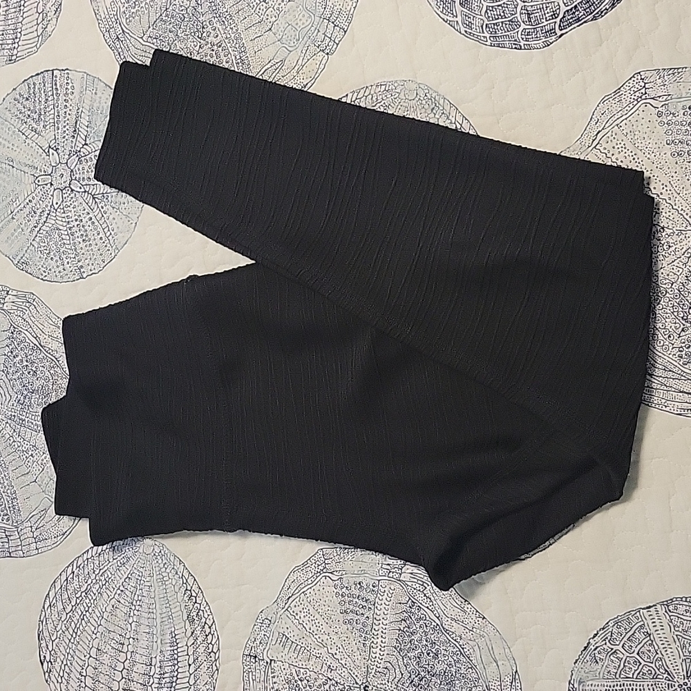 Beyond Yoga textured leggings